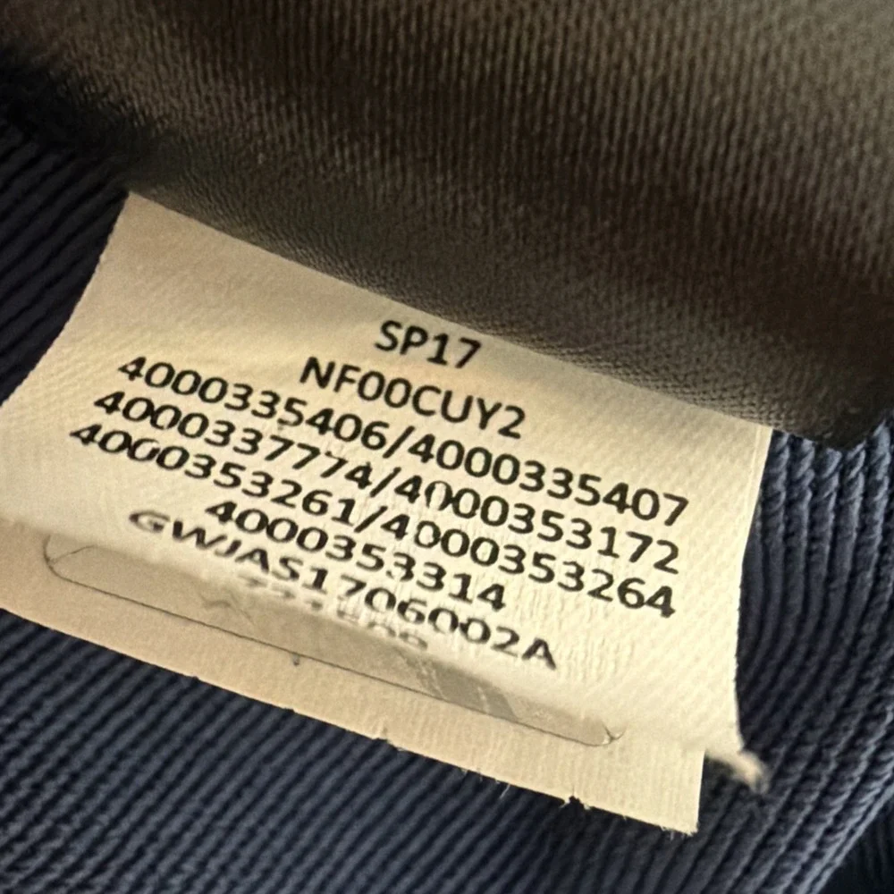 The North Face pit 25